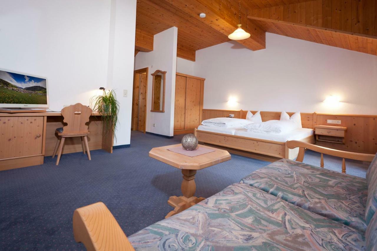 Ferienhaus Auer Nauders Esterno foto